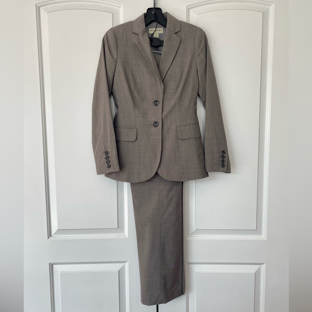 Banana Republic Suit Set